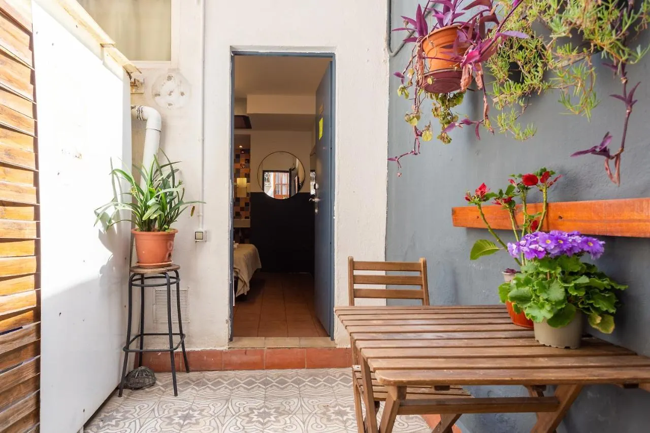 Mambo Tango Hostel Barcelona