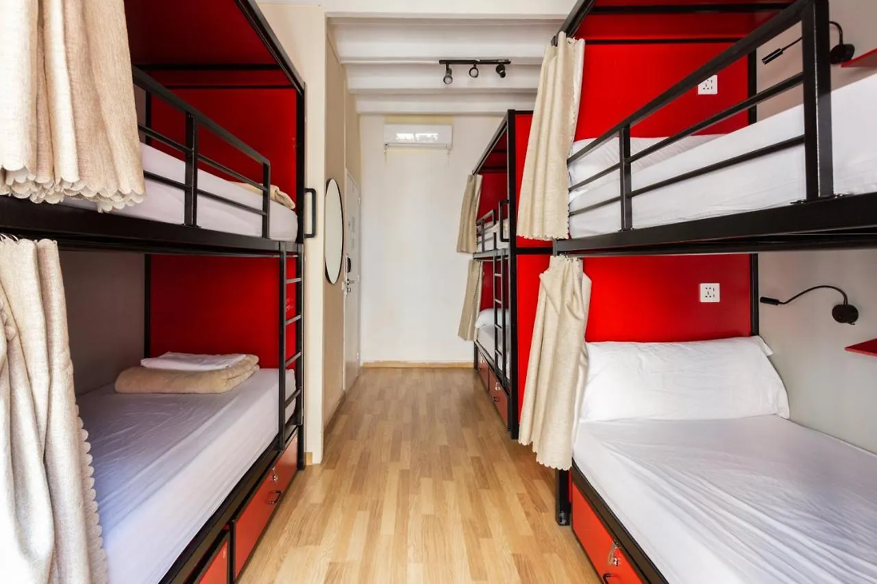 Mambo Tango Hostel Barcelona Spain