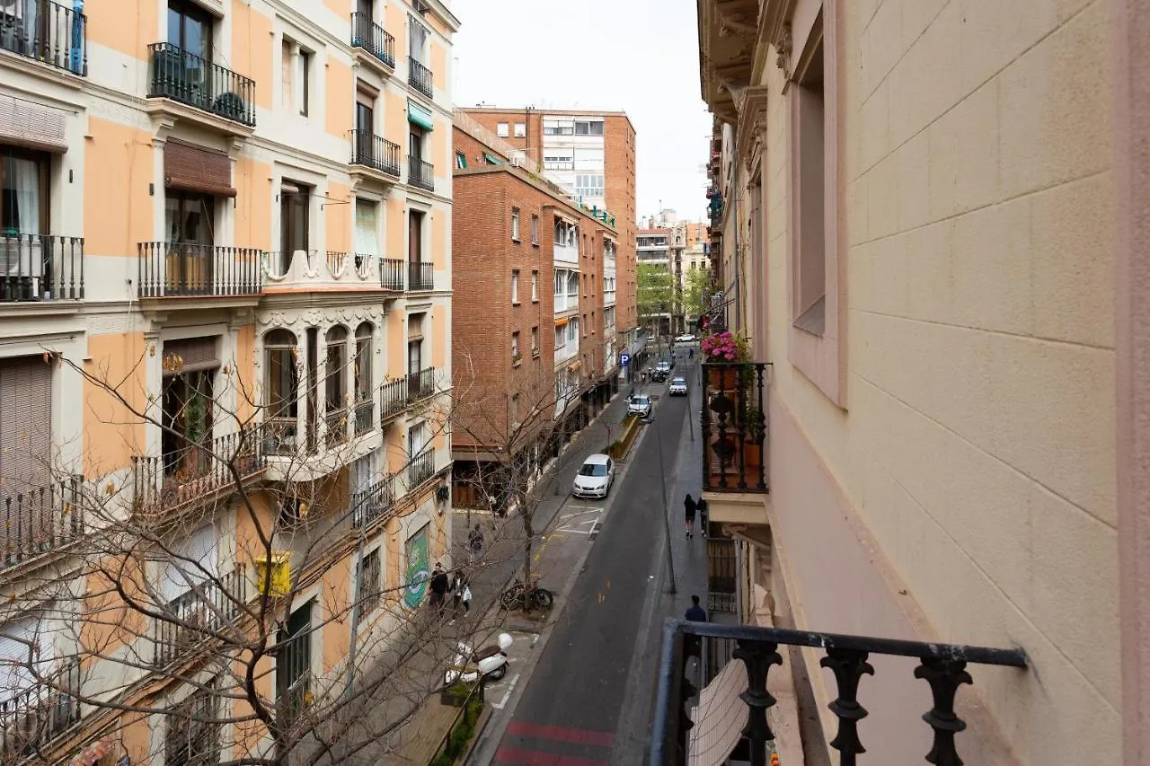 Mambo Tango Hostel Barcelona