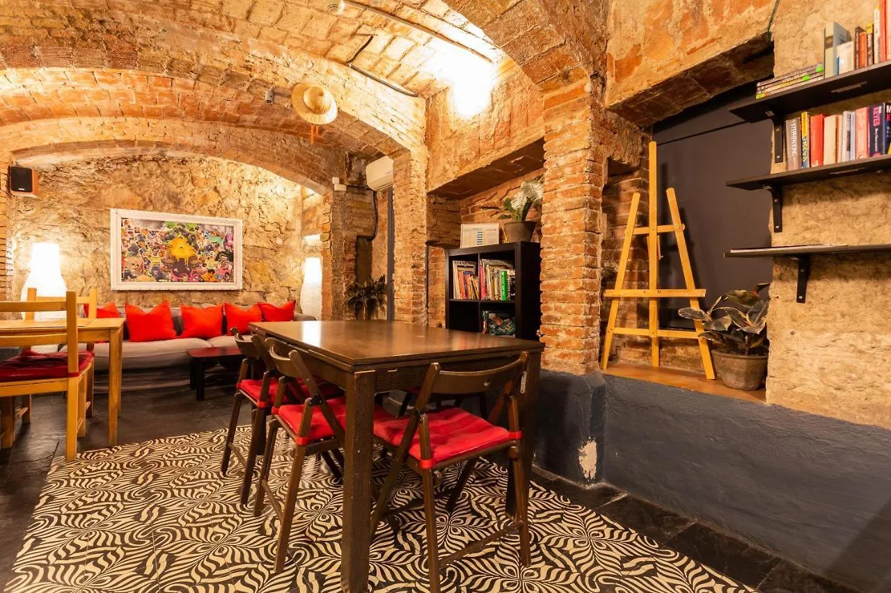 Mambo Tango Hostel Barcelona Spain